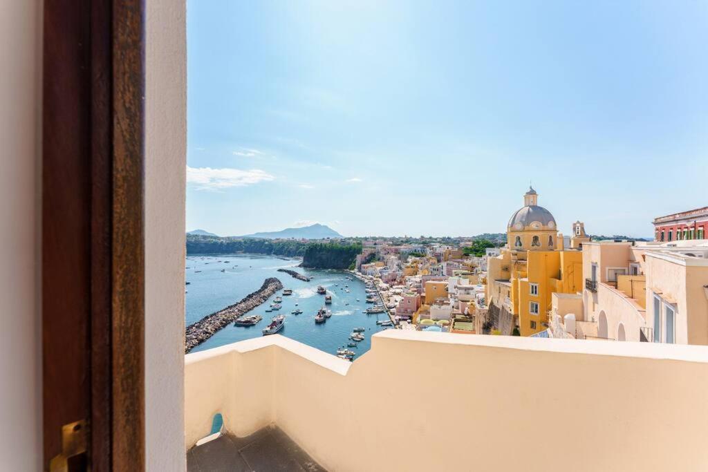 La Casa Di Nina A Corricella Appartement Procida Buitenkant foto